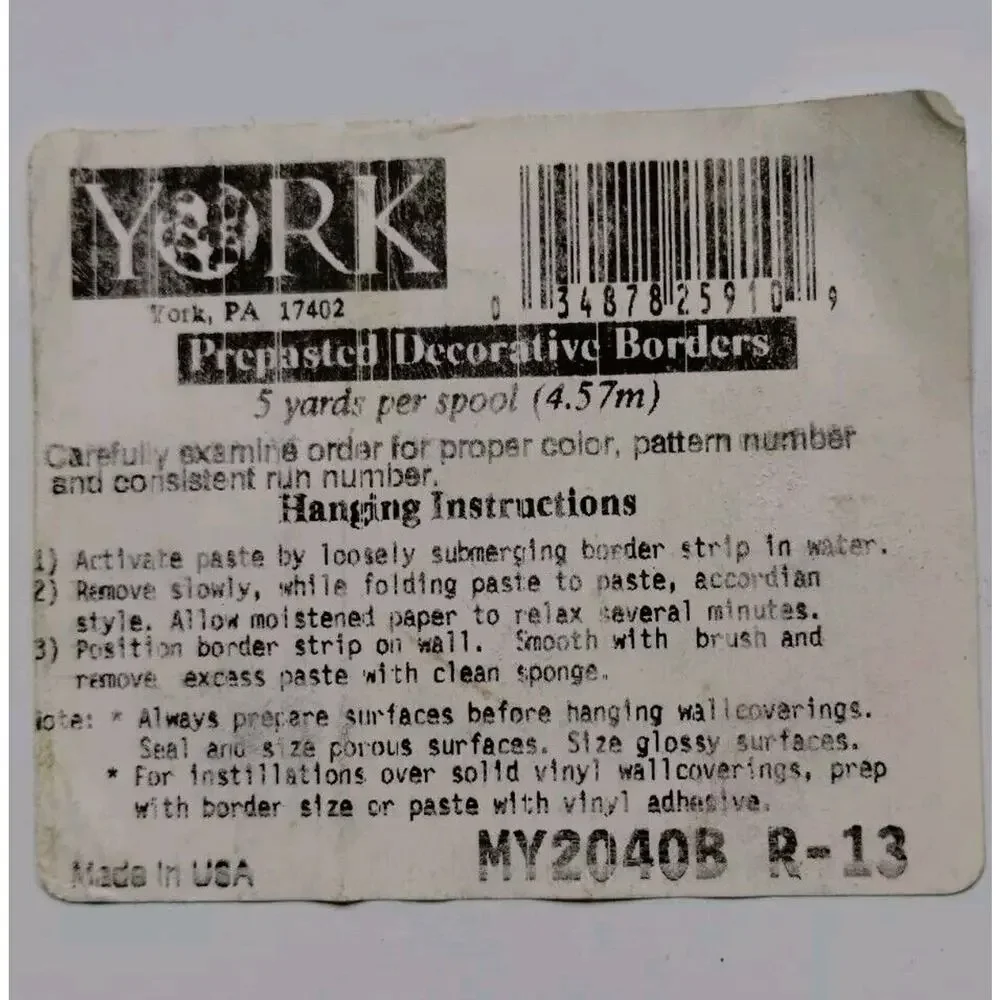 York Pre-pasted Decorative Wall Border - Grapes Green Purple - 5 yds